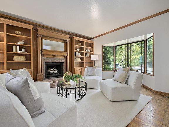 5th image of 15793 Alta Vista Way