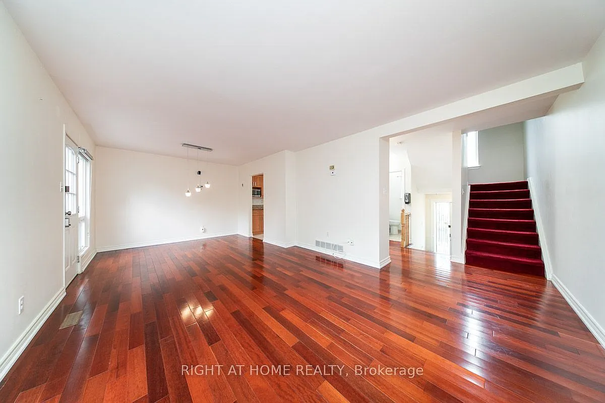 4 bed, $3,300 — Photo 4