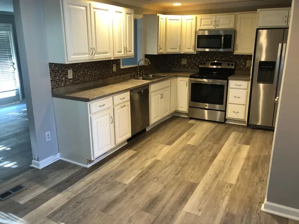 306 Gerrie Dr, Pittsburgh, PA 15241