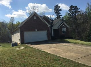 4142 Donna Ct, Ellenwood, GA 30294