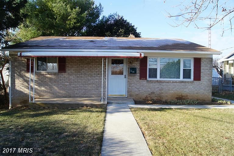1st image of 1309 Marshall St