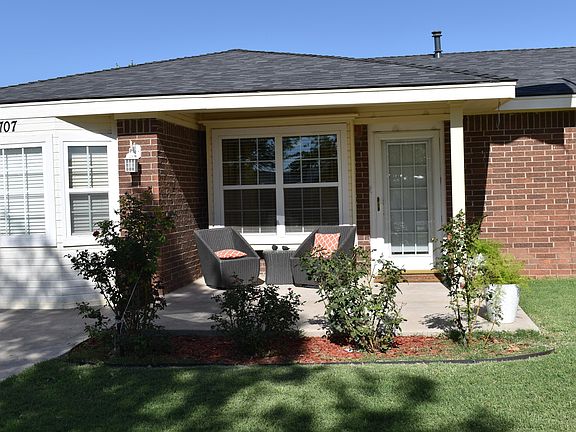 2nd image of 1707 S Meredith Ave
