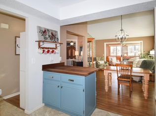 8807 Norway St NW, Coon Rapids, MN 55433