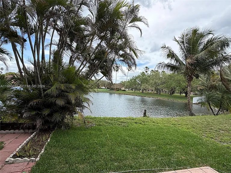 12619 NW 11th Pl — Photo 34