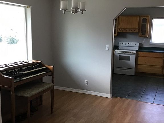 5th image of 1511 Walla Ave