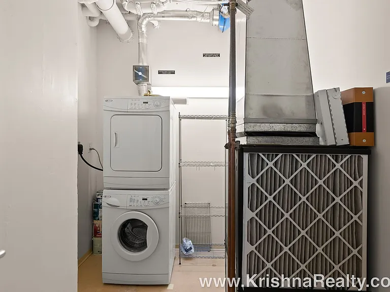 3601 SE River Pkwy #321 — Photo 13
