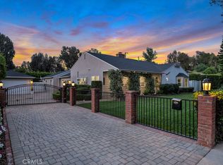 21219 De La Osa St, Woodland Hills, CA 91364