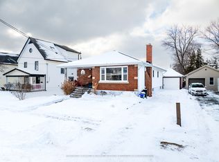 52 Oak St, Pt Colborne, ON L3K 4S6
