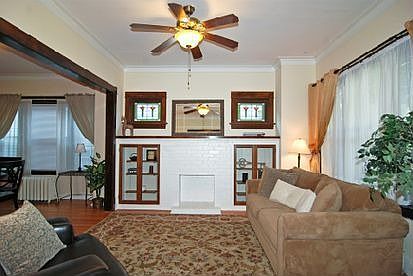 2nd image of 1130 Clarence Ave