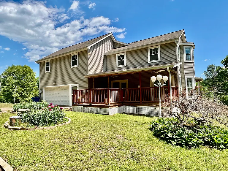 8011 Highway 58 — Photo 1