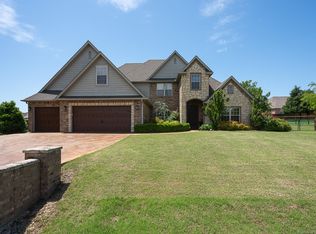 8462 N 68th Ave E, Owasso, OK 74055