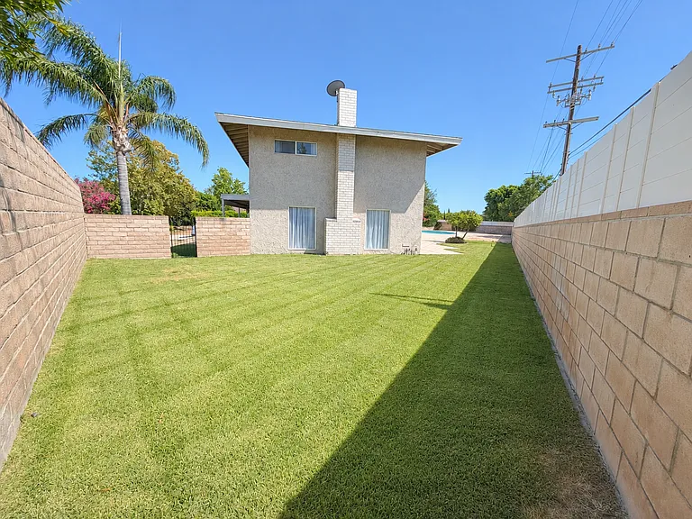 10661 Coraline Pl — Photo 45