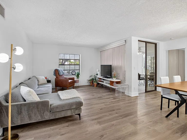 5418 Firenze Dr #F — Photo 8