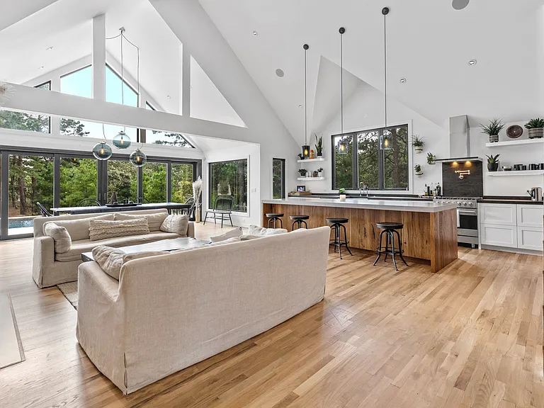 2 Castle Ct — Photo 9