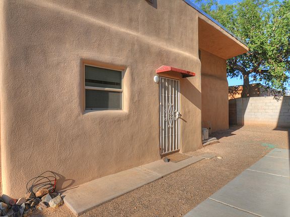5th image of 5304 Summer Ave NE
