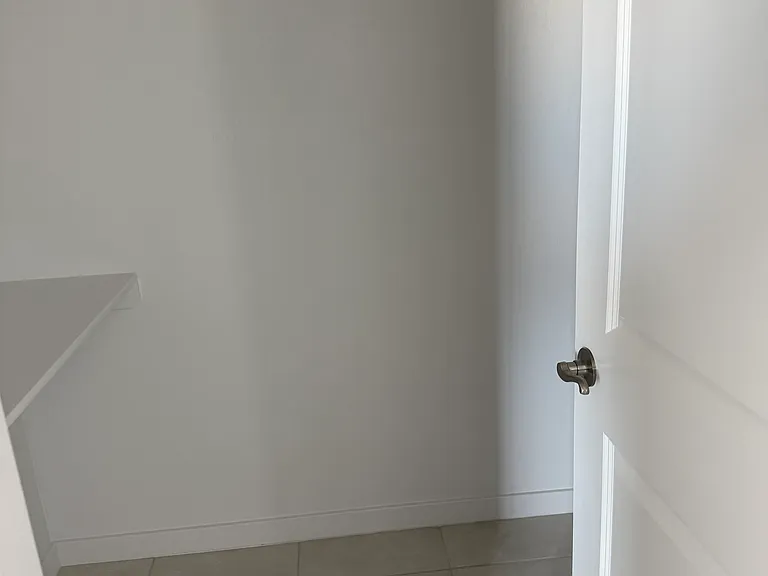 5134 E Udall Ln — Photo 5