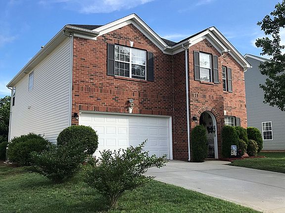3rd image of 4011 Linville Falls Ln