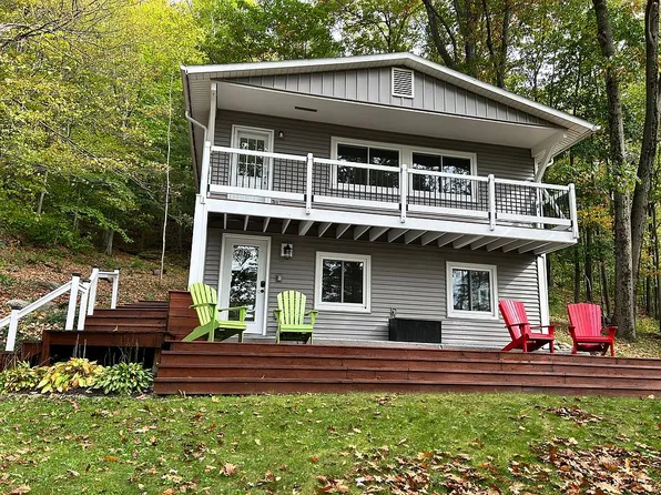 1398 E Hill Rd, Williston, VT 05495
