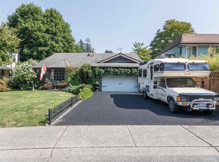 12388 Nikola St, Pitt Meadows, BC V3Y 2K8