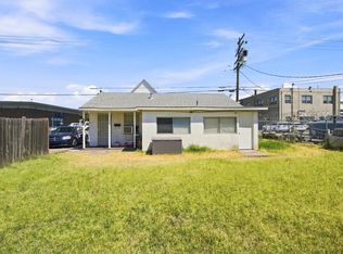 215 W 1st St, Ripon, CA 95366