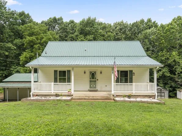 207 Robinson Dr, Dickson, TN 37055
