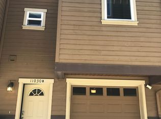 11030 Greenwood Ave N UNIT B, Seattle, WA 98133