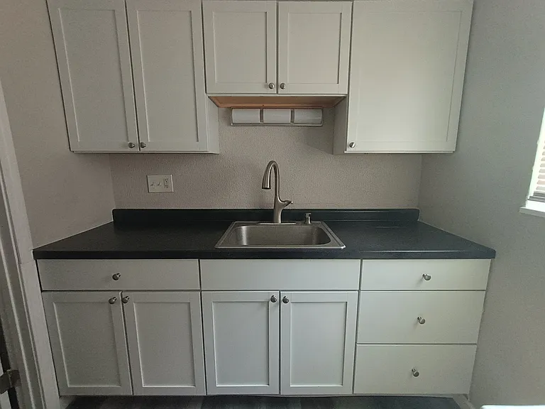 1202 E Walford Dr #11 — Photo 9