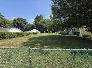 210 Luray Ave NW, Grand Rapids, MI 49504