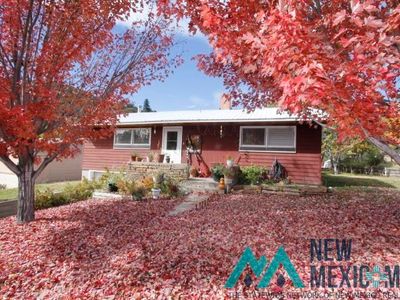 424 S 7th St, Raton, NM, 87740