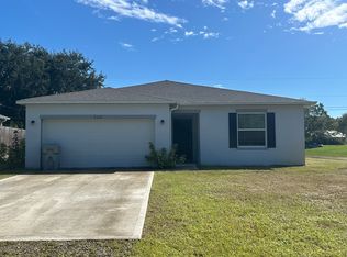 8616 100th Ct, Vero Beach, FL 32967