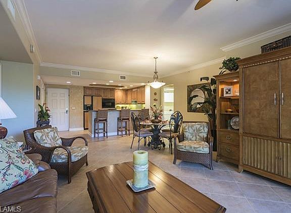 3rd image of 2748 Tiburon Blvd E APT 204