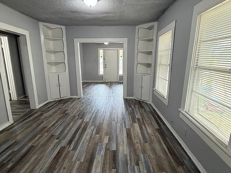 5212 Bonnell Ave — Photo 6