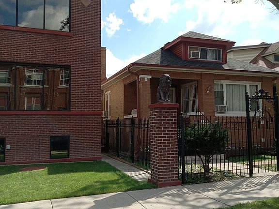 2nd image of 6215 S Washtenaw Ave