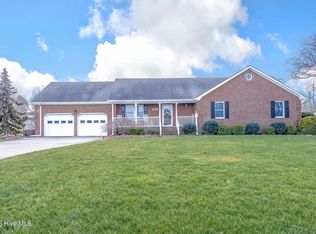 106 Ashley Dr, Elizabeth City, NC 27909