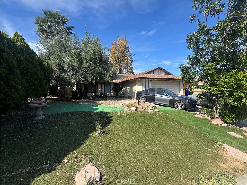 1st image of 1266 W Lorraine Pl