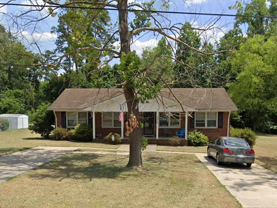 1st image of 3018 Wedgewood Dr #3020-B
