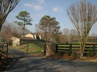 1070 Little River Way, Alpharetta, GA 30004