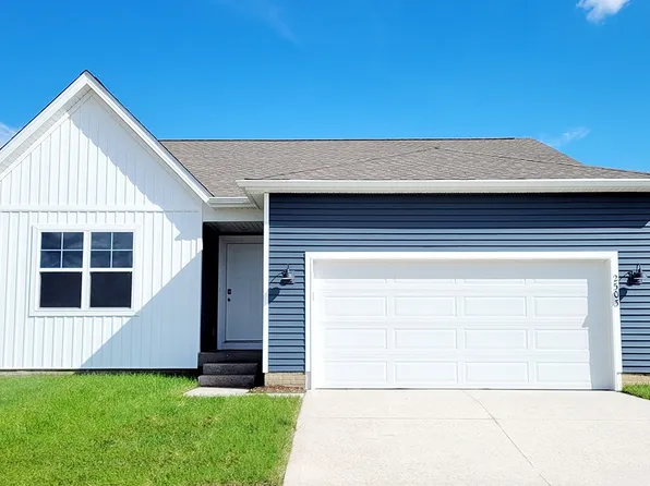 2503 Chan Dr, Adel, IA 50003