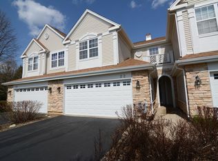 22 Clara Ct, Algonquin, IL 60102