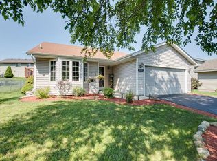 4414 Helena Way N, Oakdale, MN 55128