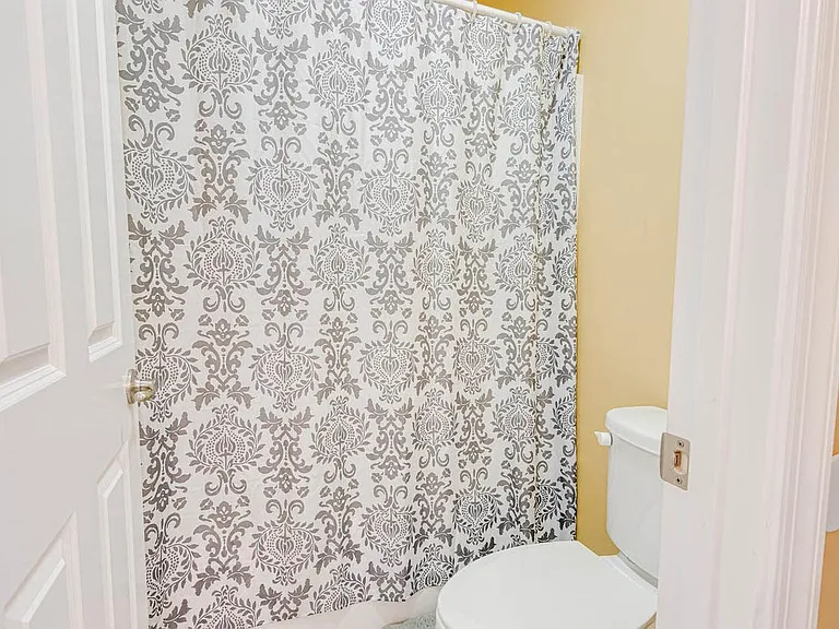 102 Charity Ln — Photo 33