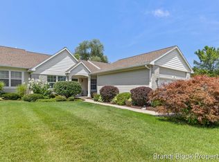 59 Pond Ridge Dr NE #20, Grand Rapids, MI 49546