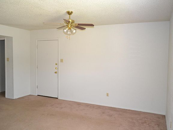 4th image of 1500 Alpine Cir APT C