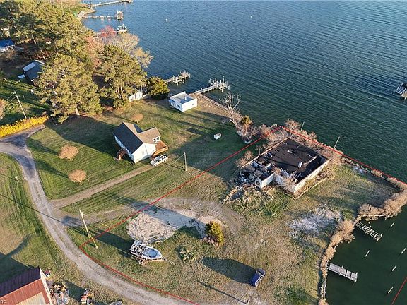 2nd image of 123 Waterview Rd