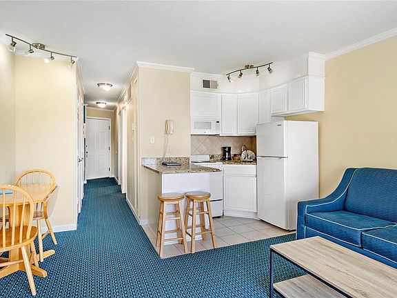 5th image of 6102 Seawall Blvd #381