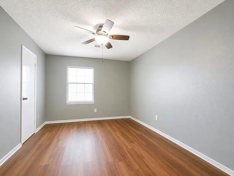 3728 Autumn Ln — Photo 13