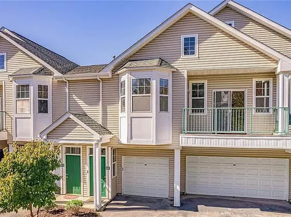 633 Eagle Pointe Dr #633, Canonsburg, PA 15317