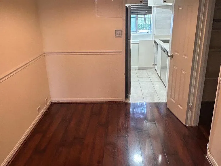 230 N Thomas St #230-1 — Photo 5