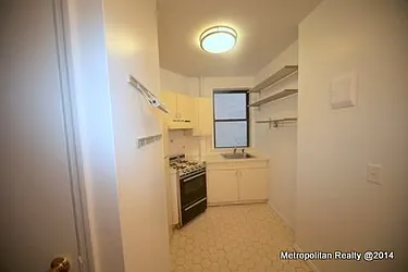 Rented by Metropolitan Realty