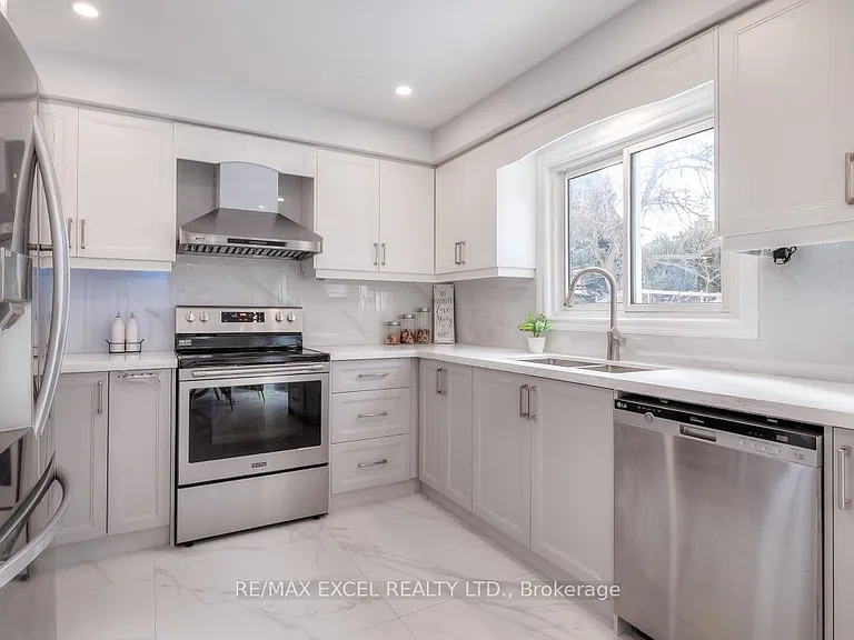 310 Raymerville Dr — Photo 15